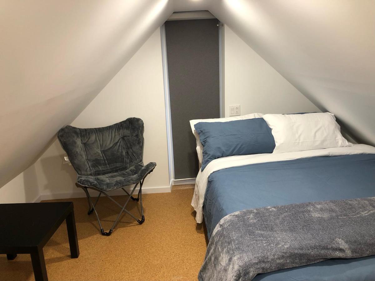 Well Equipped Studio For Non-Smoking Guests Only Citq Зo9467 Longueuil Dış mekan fotoğraf