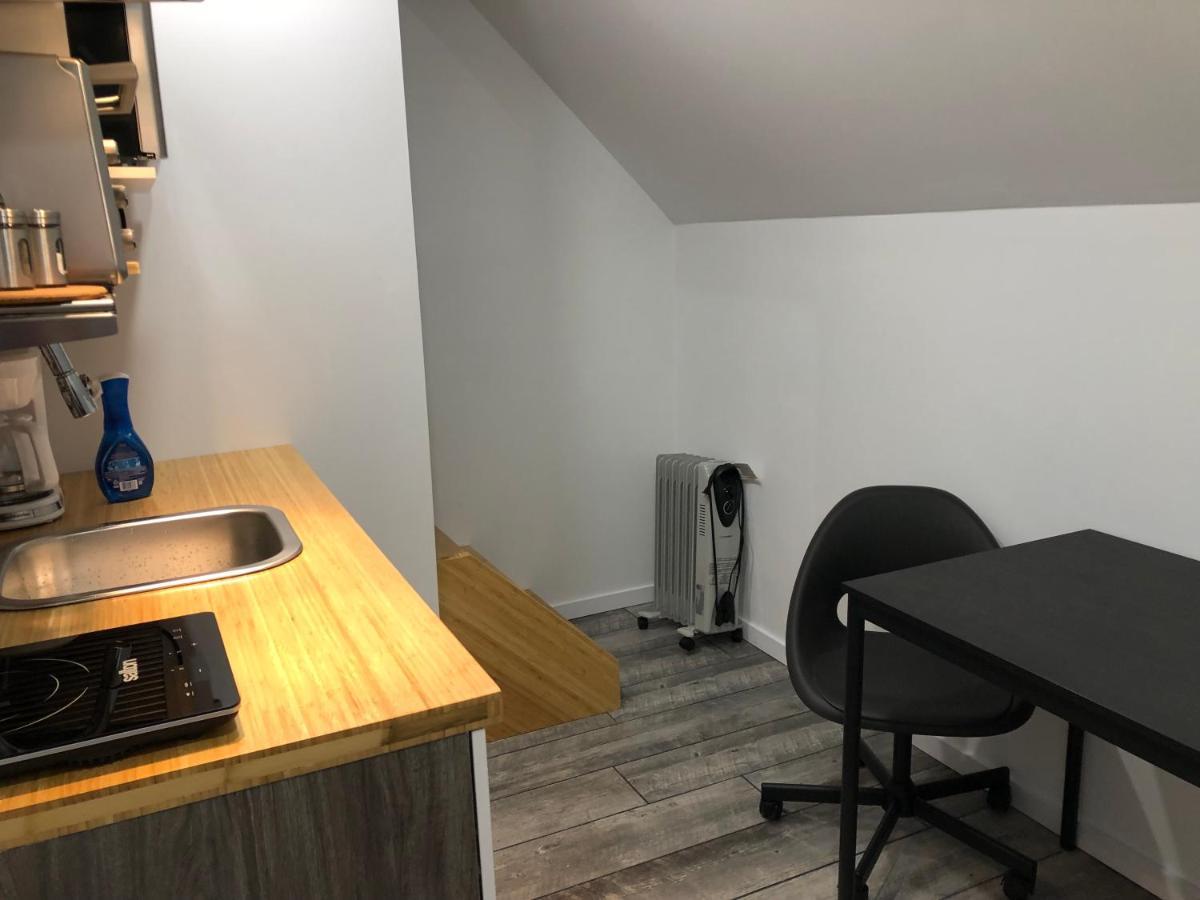 Well Equipped Studio For Non-Smoking Guests Only Citq Зo9467 Longueuil Dış mekan fotoğraf