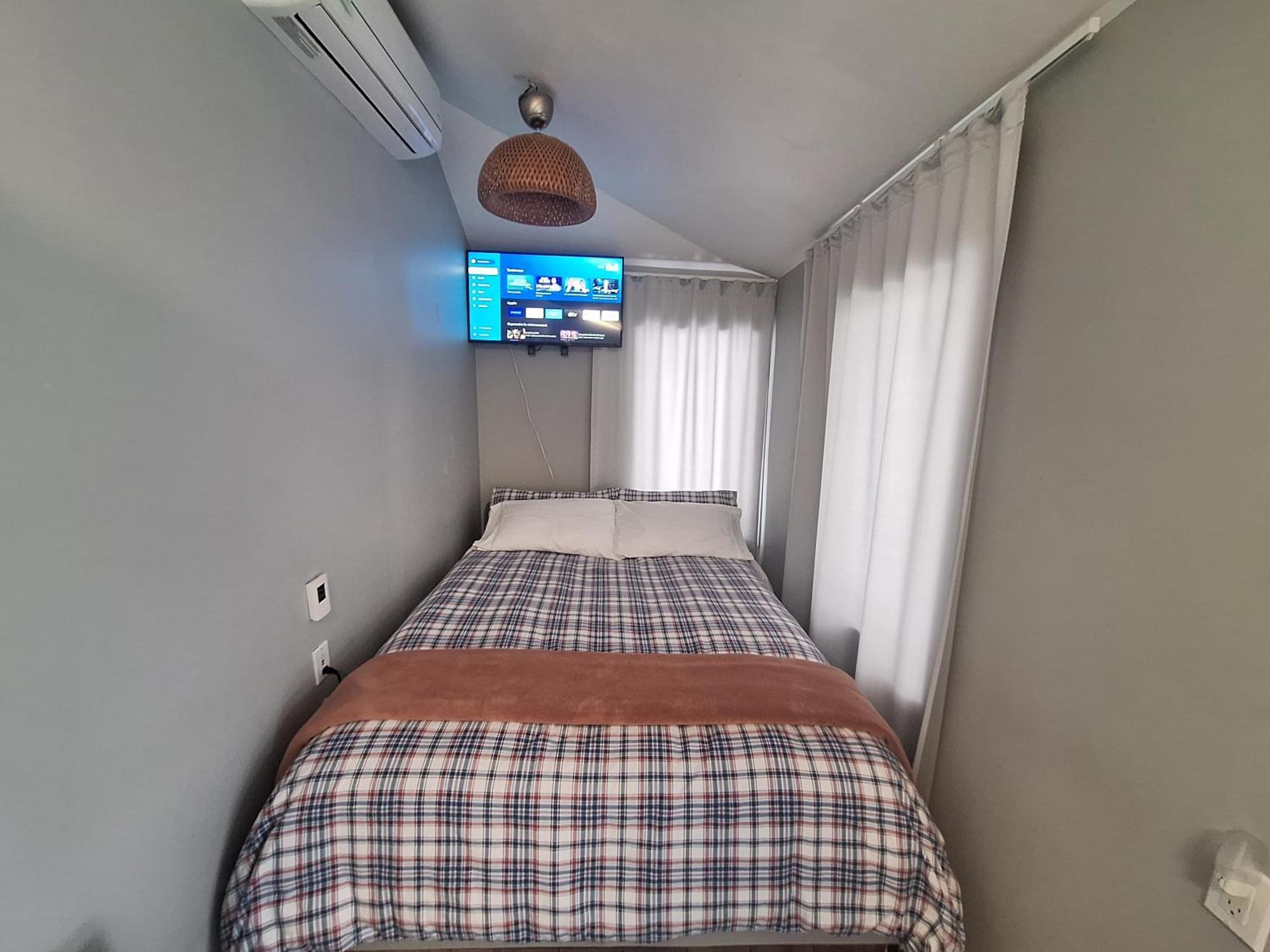 Well Equipped Studio For Non-Smoking Guests Only Citq Зo9467 Longueuil Dış mekan fotoğraf